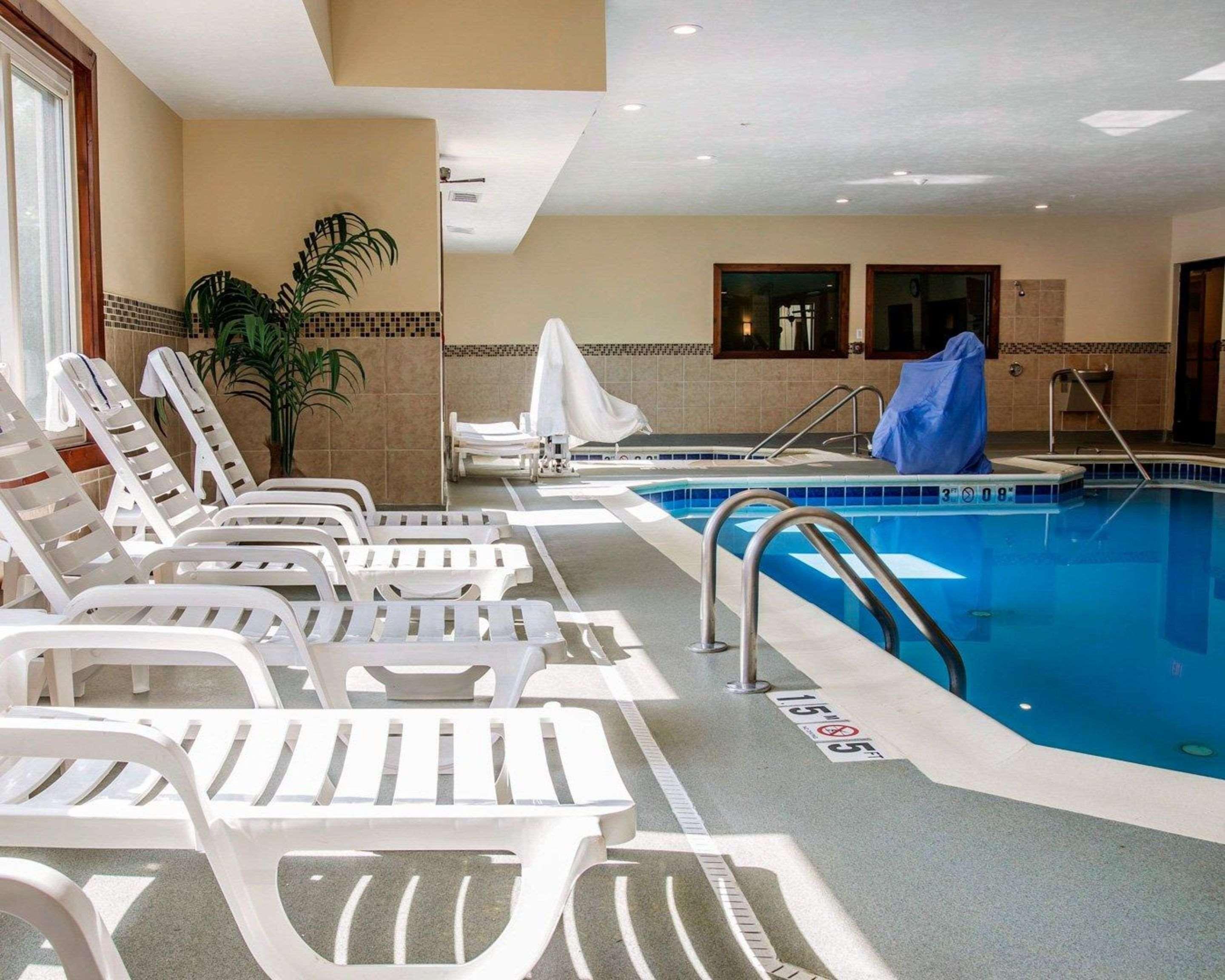 Comfort Suites Benton Harbor - St Joseph Dış mekan fotoğraf