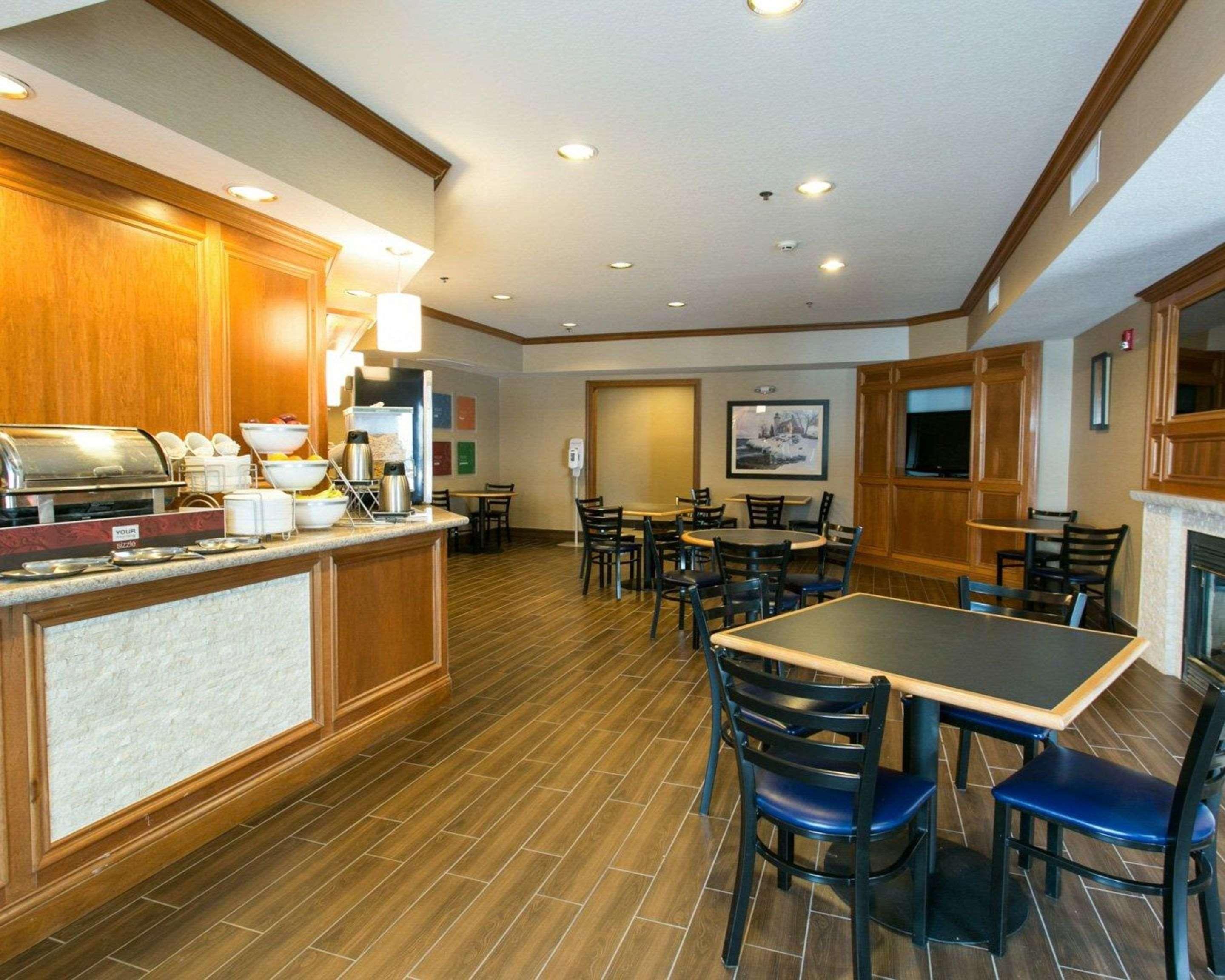 Comfort Suites Benton Harbor - St Joseph Dış mekan fotoğraf
